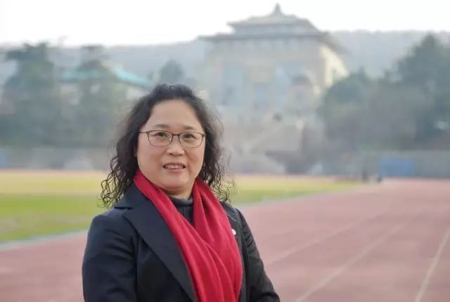 谈球吧体育官网